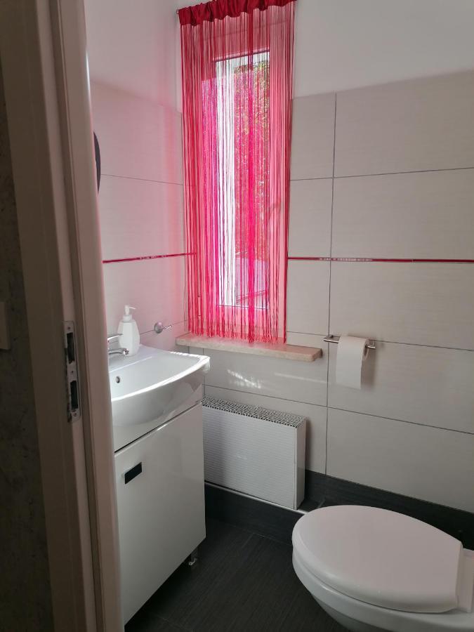 Apartament Kot I Pies Miedzyzdroje Bagian luar foto